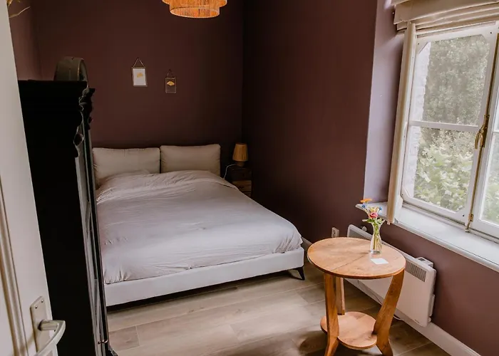 Kasteel فندق مبيت وإفطار 3*